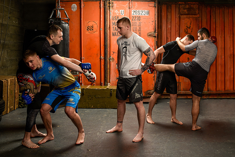 Муай тай против ММА