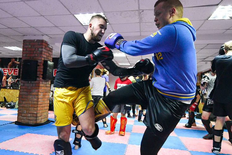 Муай тай против карате