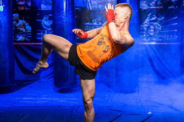 Удары в тайском боксе