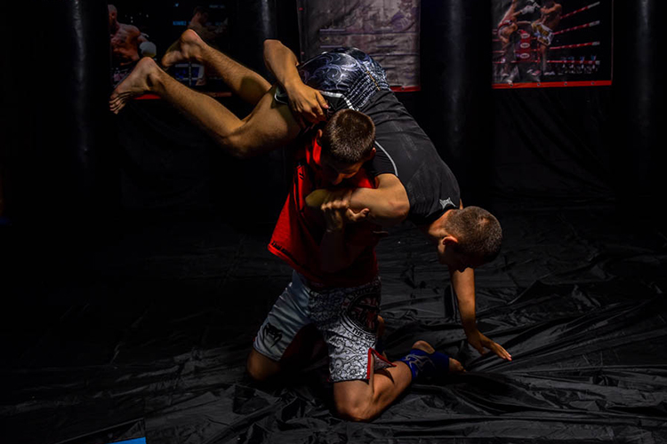 Боевое самбо для взрослых