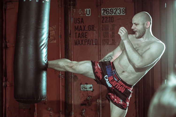 Удары в муай тай